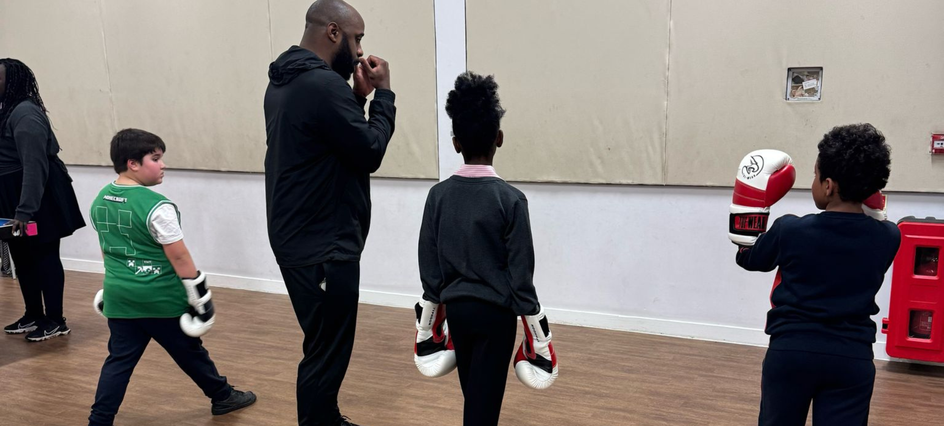 EFDC universal offer header