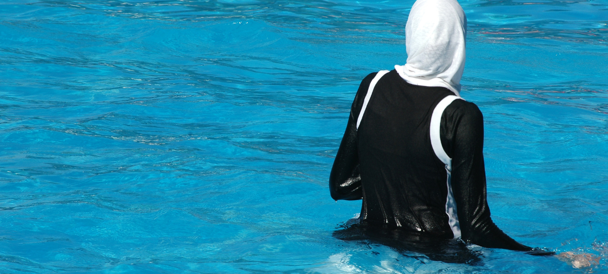 Muslim Swimming